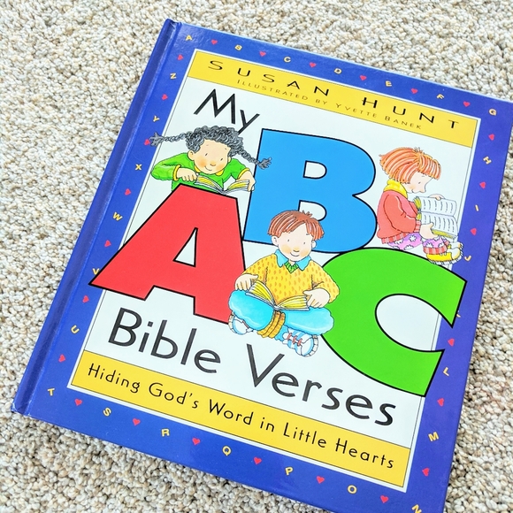 ⭐ 2  Kids Books- ABC Bible Verses and Where Do the Animals Go When It Rains ⭐ - Picture 2 of 3